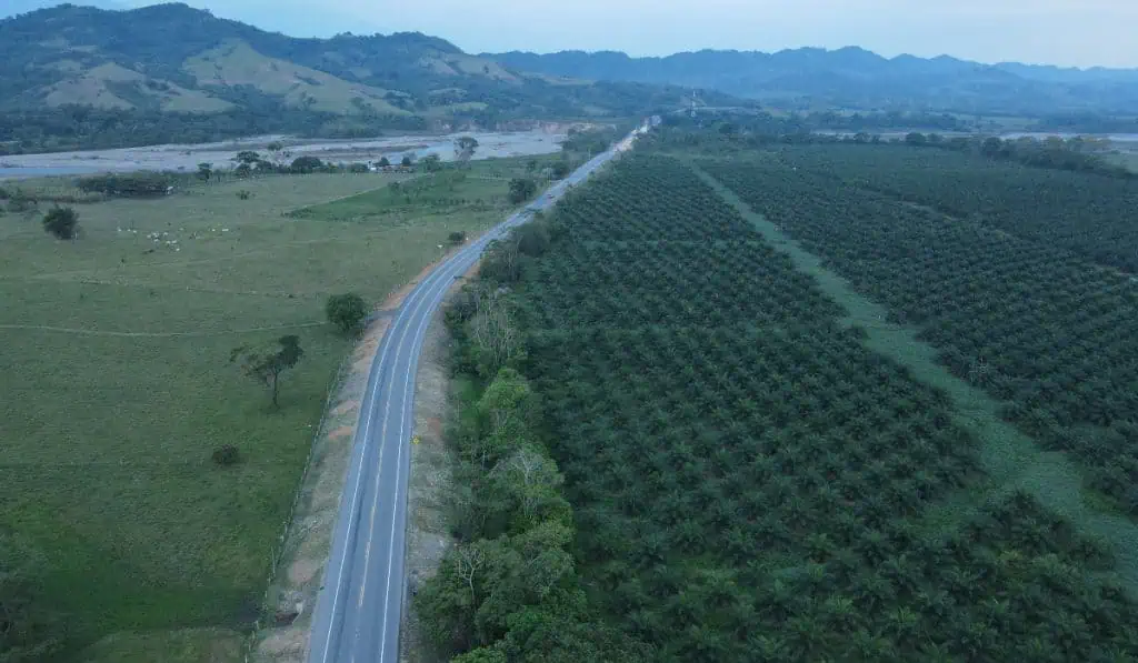 Entregan 150 km de vía mejorada en proyecto 4G Villavicencio - Yopal (Colombia) Entregan 150 km de vía mejorada en proyecto 4G Villavicencio - Yopal (Colombia)