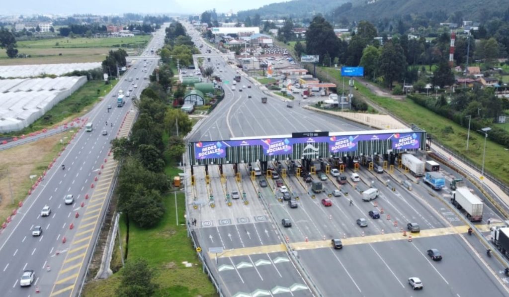 Peajes interoperables en Colombia: ¿qué son, para qué sirven y dónde están?
