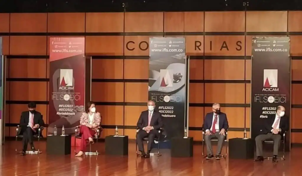 Con cerca de 270 expositores inicia la Feria del Cuero y el Calzado en Colombia Con cerca de 270 expositores inicia la Feria del Cuero y el Calzado en Colombia
