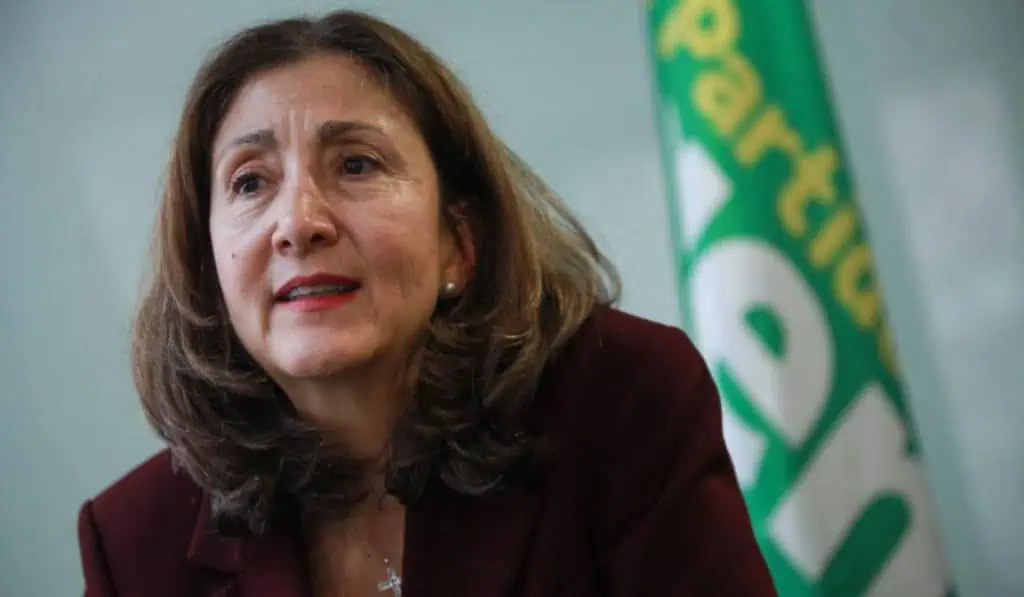 Colombia: Íngrid Betancourt entra al top 3 con mayor intención de voto; Gustavo Petro lidera Colombia: Íngrid Betancourt entra al top 3 con mayor intención de voto; Gustavo Petro lidera