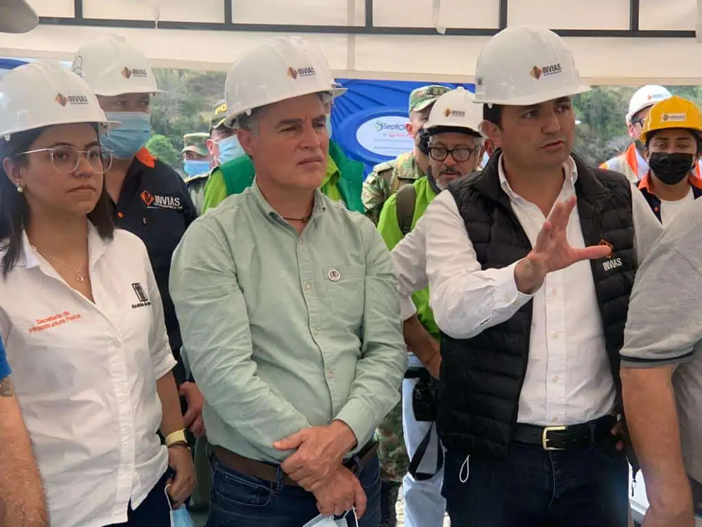 Inician obras de acceso a túnel del Toyo (Antioquia): será el más grande A. Latina Inician obras de acceso a túnel del Toyo (Antioquia): será el más grande A. Latina
