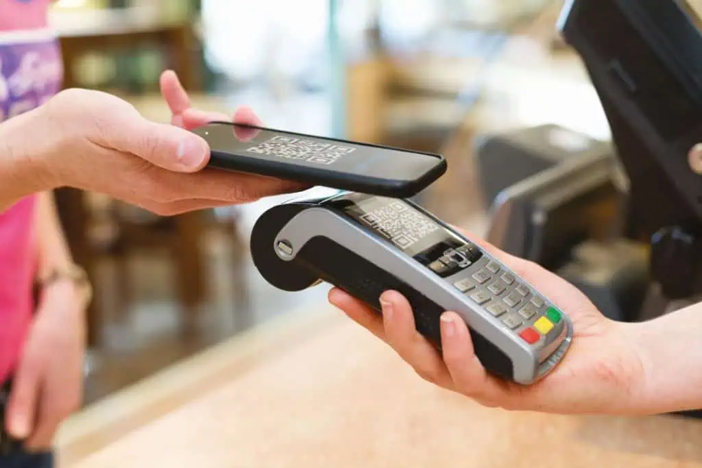 A comienzos de marzo, consumo en Colombia siguió desacelerándose Consumo en Colombia cayó en marzo