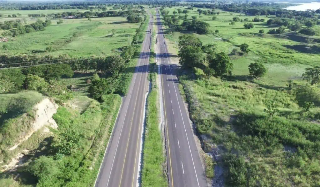 Listos 19 km de doble calzada en vía 4G a las afueras de Medellín (Colombia) Listos 19 km de doble calzada en vía 4G a las afueras de Medellín (Colombia)