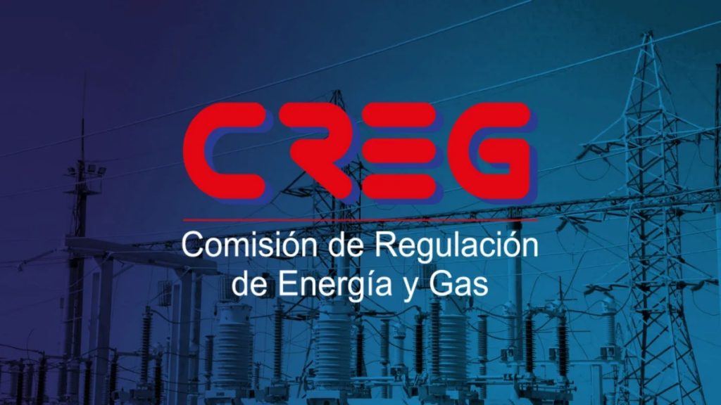 La CREG anunció la aprobación de los reglamentos operativos, comerciales y del coordinador regional que regirán el funcionamiento del nuevo Mercado Andino Eléctrico Regional de Corto Plazo. Imagen: Valora Analitik
