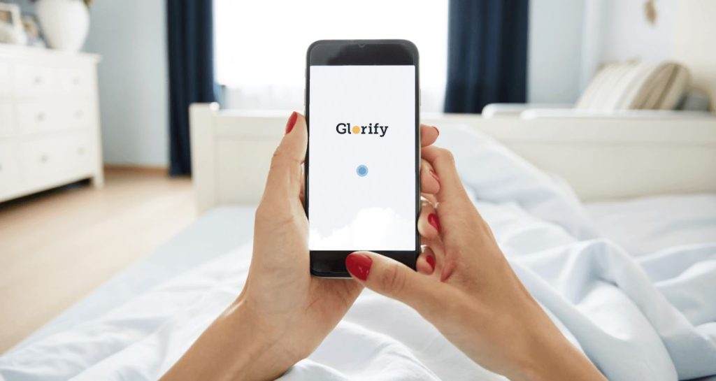 Glorify, la conexión digital con Dios logra archimillonarios aportes