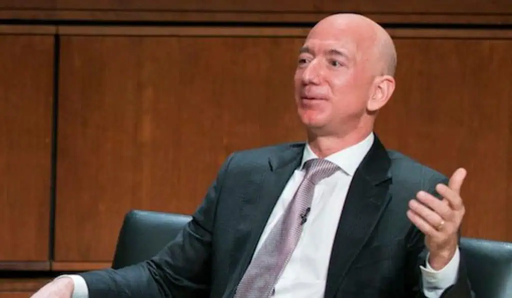 Revelan una de las razones por las que Jeff Bezos vino a Colombia Jeff Bezos, fundador de Amazon
