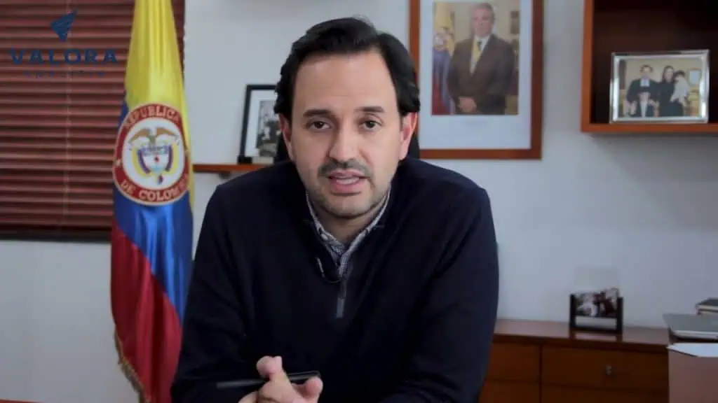 Los altos precios del petróleo y su impacto en los hidrocarburos de Colombia Los altos precios del petróleo y su impacto en los hidrocarburos de Colombia