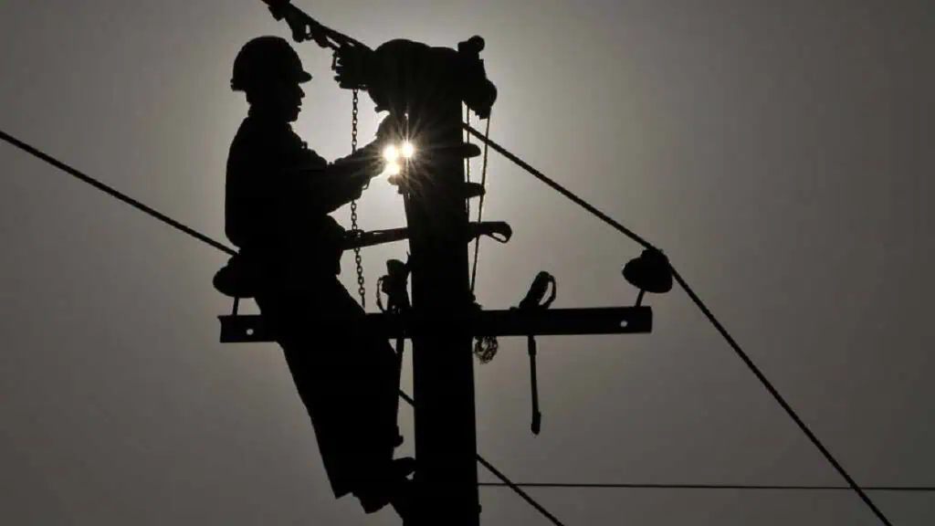 Robo de energía: ¿En Bogotá y Cundinamarca también ocurre? Estas son las empresas de energía que se acogieron a los alivios por opción tarifaria