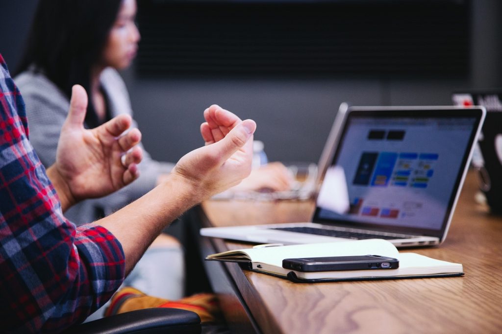 Estrategias para manejar la renuncia silenciosa en su empresa