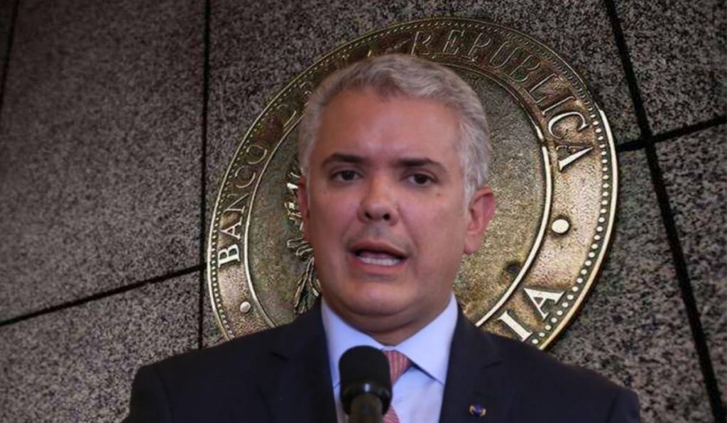 Presidente de Colombia pide mesura con incremento de tasas de interés