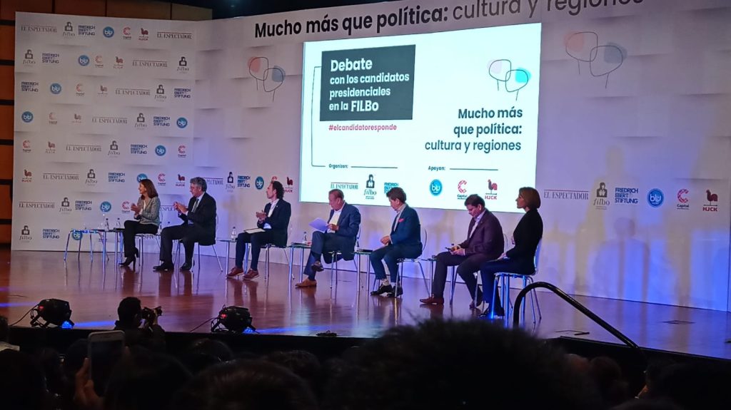 FILBo 2022: candidatos presidenciales proponen disminuir precio de libros