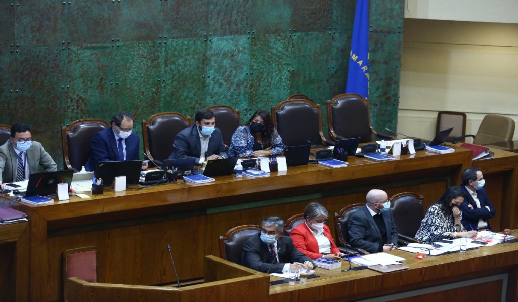 Cámara de Chile rechazó quinto retiro de ahorros en fondos de pensiones
