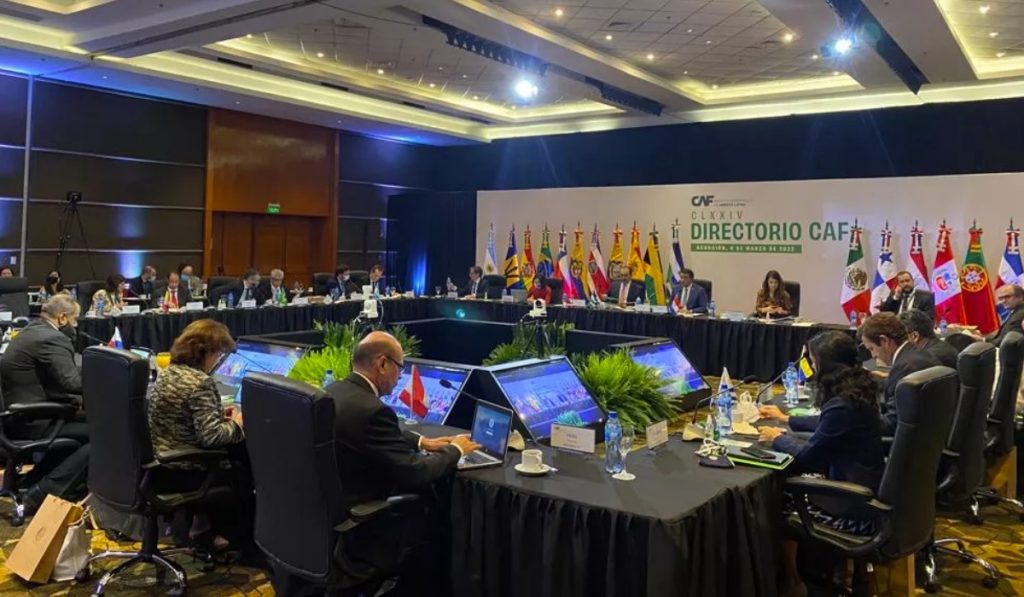 Honduras presenta solicitud para formar parte de la CAF