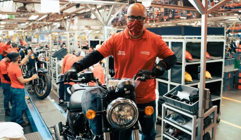 La moto Meteor 350 de Royal Enfield se ensamblará en Colombia La moto Meteor 350 de Royal Enfield se ensamblará en Colombia