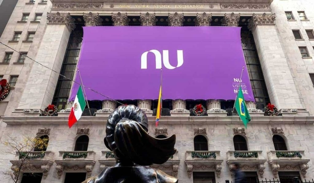Nubank sumó 5,1 millones de usuarios en tercer trimestre y superó estimación de ganancias