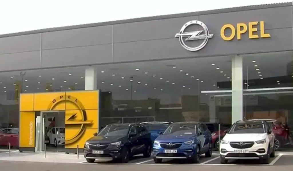 Las ventajas de comprar un carro de marca alemana en Colombia Opel