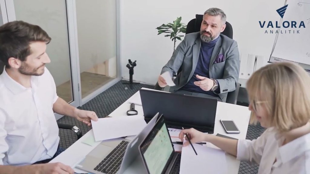 ¿Qué pasaría si se incluyeran más temas TIC, digitales y analíticos en la agenda del próximo gobierno?