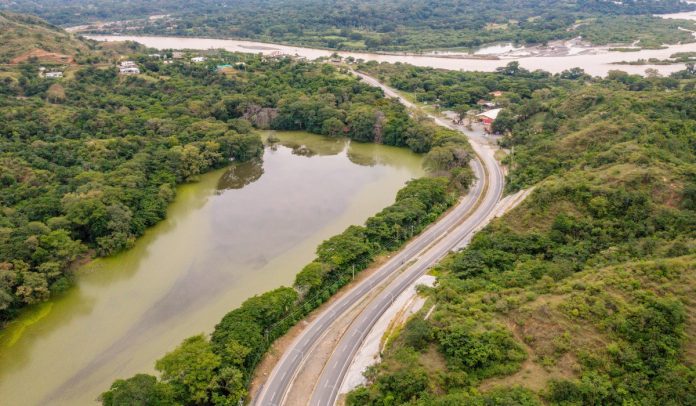 Autopista Mar 1 en Antioquia