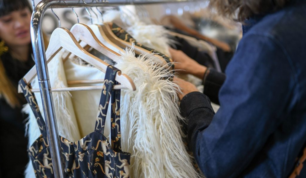 Sector de la moda es de los que más vende por internet.