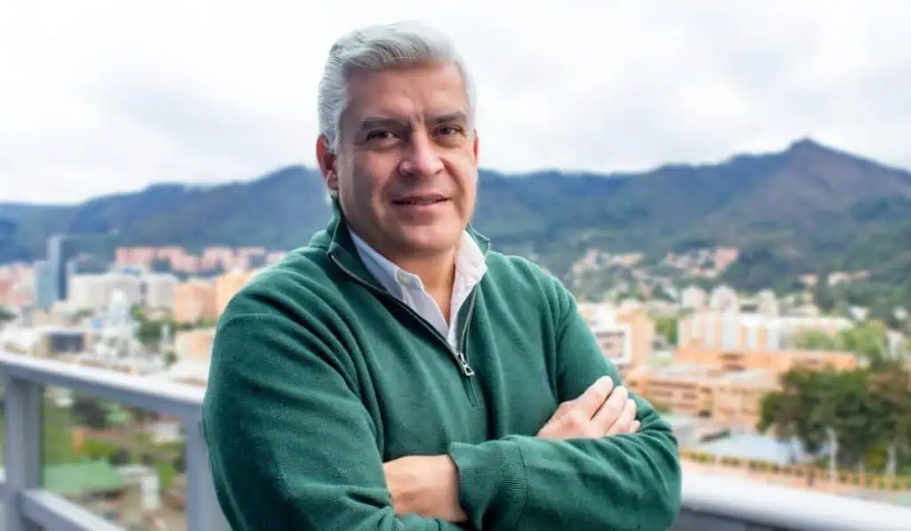 Oppo en Colombia busca el podio en el mercado de smartphones Luis Fernando García, VP Oppo en Colombia.