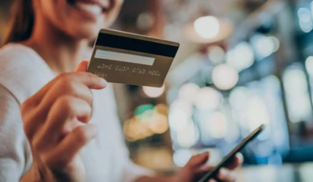 Crece en Colombia la participación de mujeres en billeteras digitales Mujeres