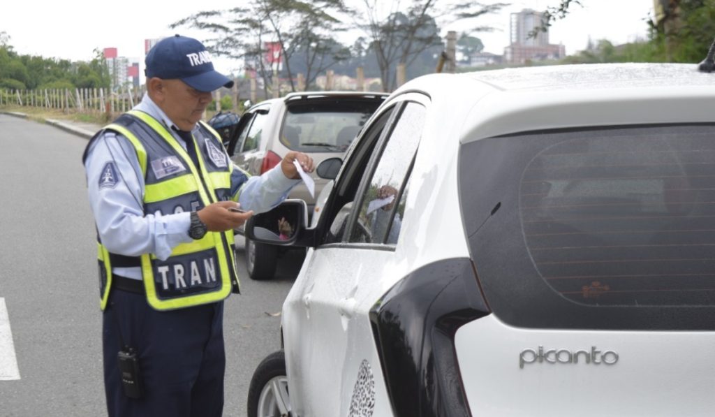 Piden a Bogotá revisar reglas para imponer comparendos por servicios de transporte no autorizados    