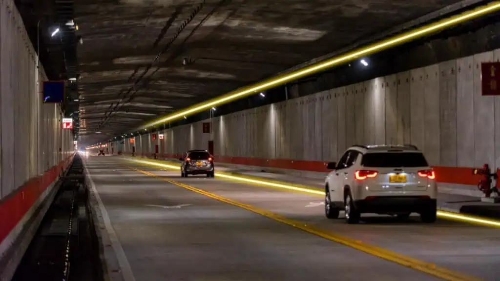 Túnel de Oriente (Antioquia) quedará en doble calzada; alistan megaproyecto Túnel de Oriente (Antioquia) quedará en doble calzada; alistan megaproyecto