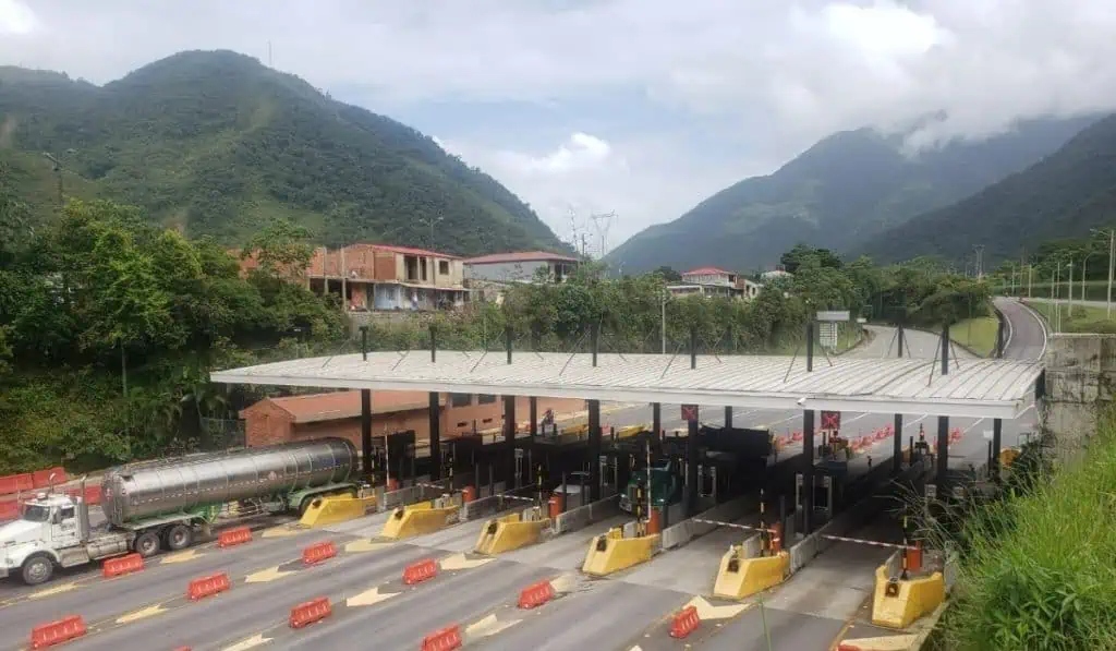 coviandina Paajes, vías, carreteras. Foto: Coviandina