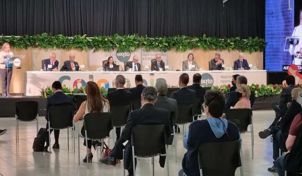 Grupo Éxito aprobó readquisición de acciones por $320.000 millones tras asamblea extraordinaria Grupo Éxito aprobó readquisición de acciones por $320.000 millones tras asamblea extraordinaria