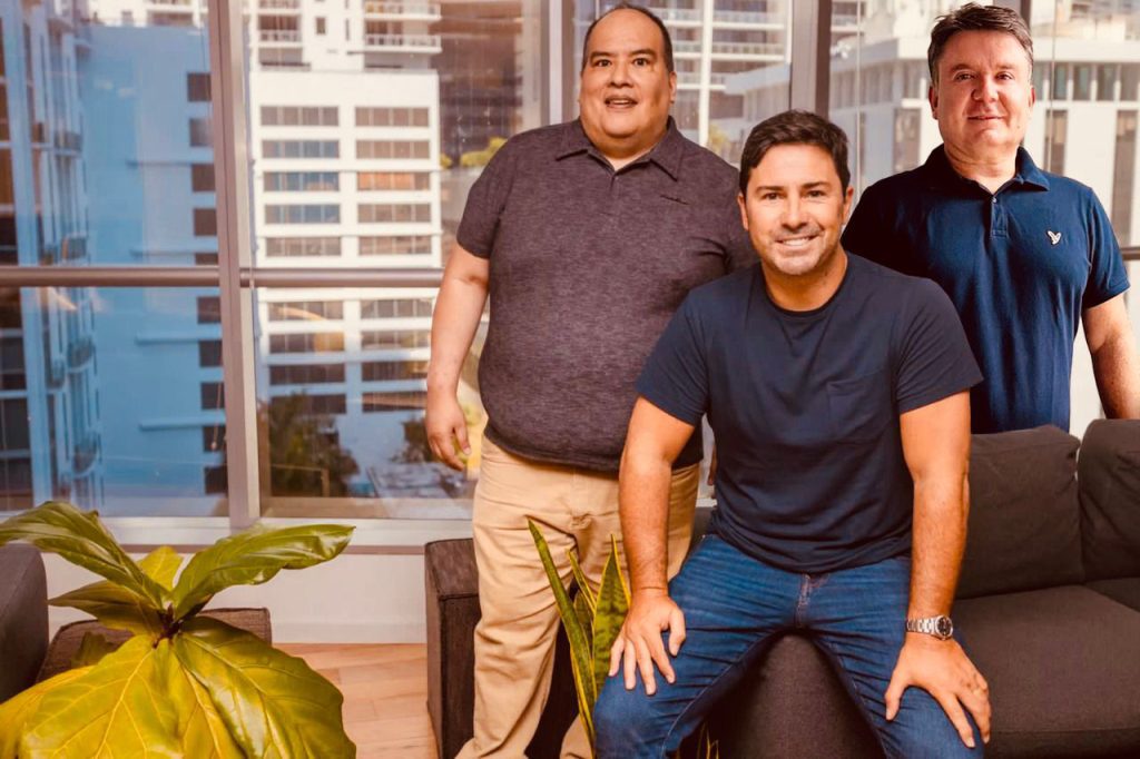 Fluvip adquiere Quantico Trends para liderar industria MarTech