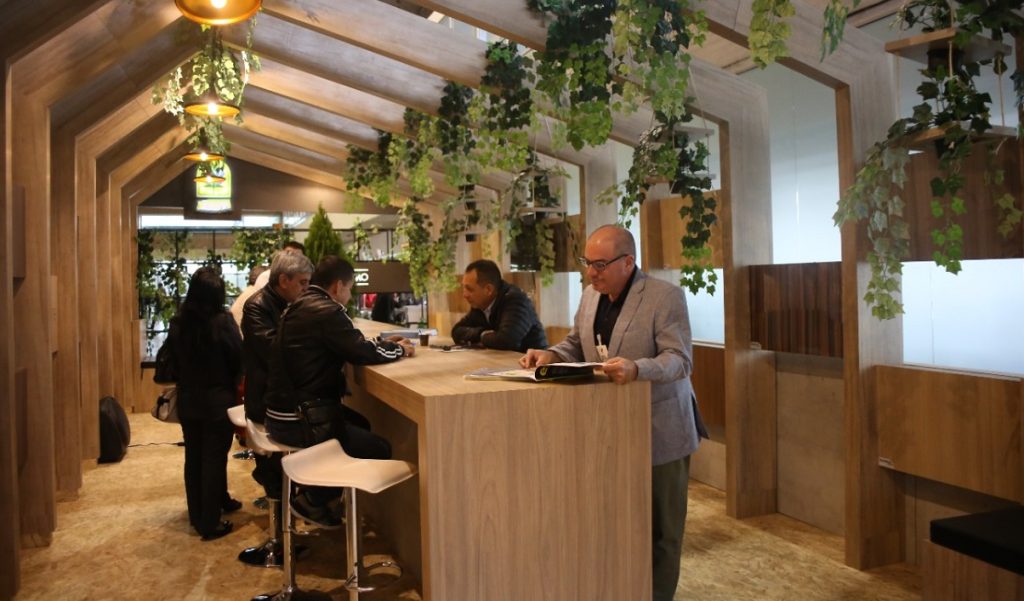 Más de 100 expositores harán parte de interzum bogotá, feria Forestal Mueble y Madera