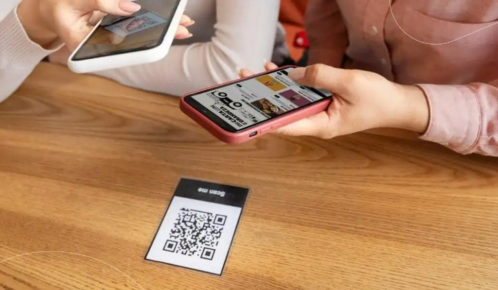 Primicia | Pagos con códigos QR en Colombia serán interoperables desde 2023 estafas por mensajes de texto