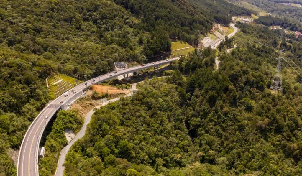 Así operará Odinsa Vías, plataforma de inversión de Odinsa y fondo Macquarie Así operará Odinsa Vías, plataforma de inversión de Odinsa y fondo Macquarie