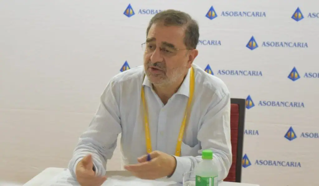Ahora | Hernando José Gómez renunció a la Presidencia de Asobancaria Ahora | Hernando José Gómez renunció a la Presidencia de Asobancaria