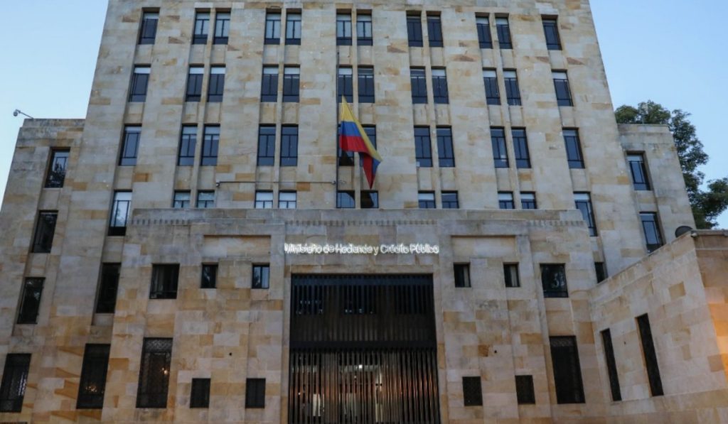 Presupuesto 2024: movidas de Petro generan incertidumbre en proyectos y renuncias en Gobierno