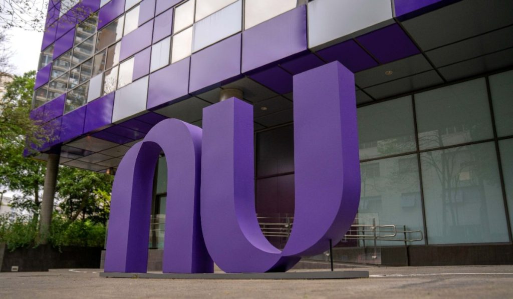 Nubank en Colombia anuncia modelo de trabajo híbrido