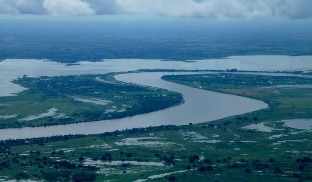 Cormagdalena presenta plan para recuperar la navegabilidad del río Magdalena Cormagdalena presenta plan para recuperar la navegabilidad del río Magdalena