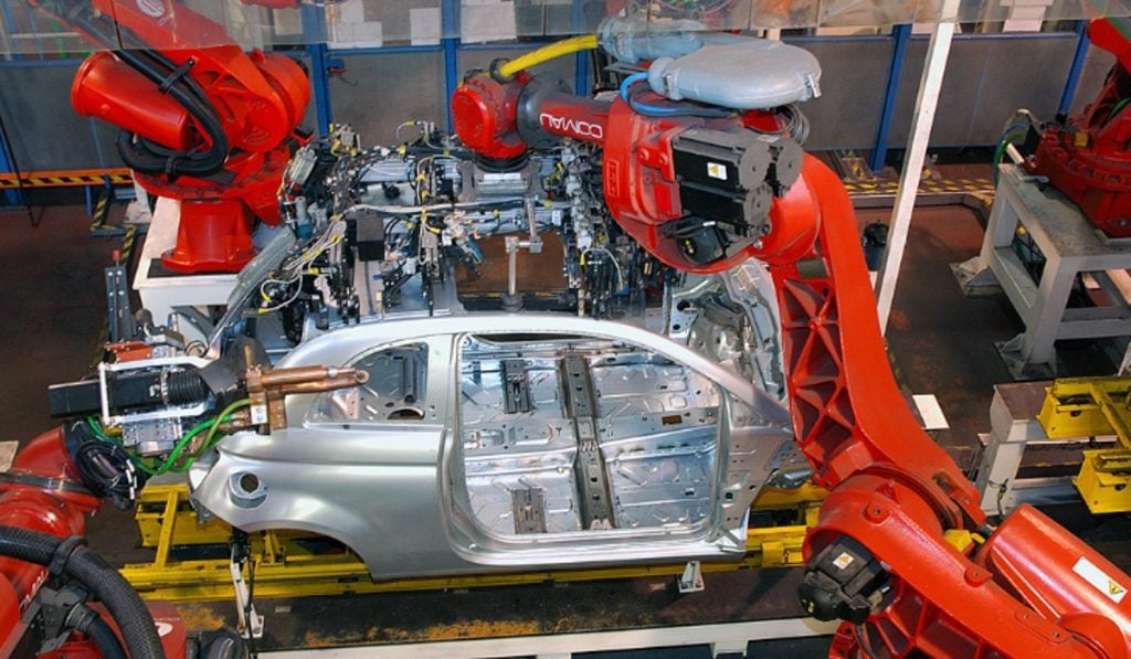 Avanza en Colombia la escasez de repuestos y autopartes