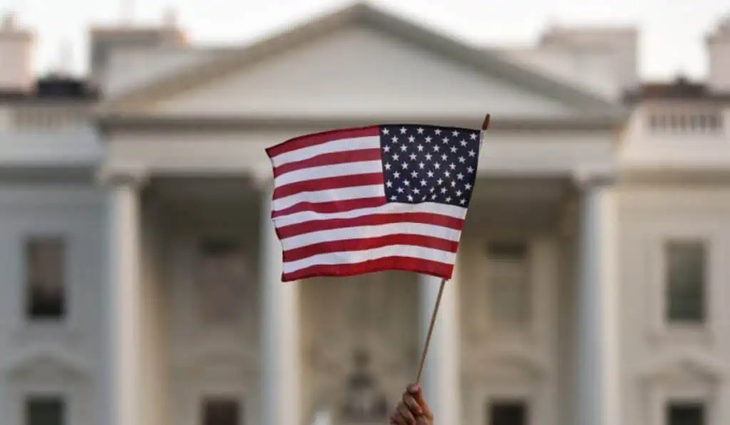 Estados Unidos prohíbe equipos de telecomunicaciones chinos; Huawei y ZTE hacen parte del listado Vivienda en Estados Unidos.