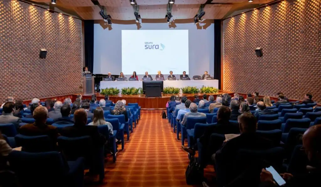 Así quedó la nueva Junta Directiva de Grupo Sura tras Asamblea de Accionistas Así quedó la nueva Junta Directiva de Grupo Sura tras Asamblea de Accionistas