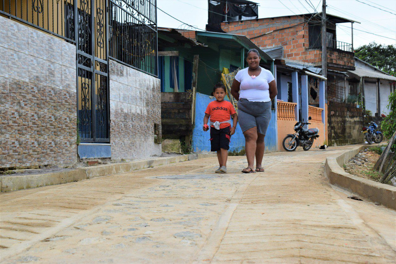 Gran Colombia Gold: Segovia cuenta con nuevas placas huellas que dinamizan su infraestructura vial