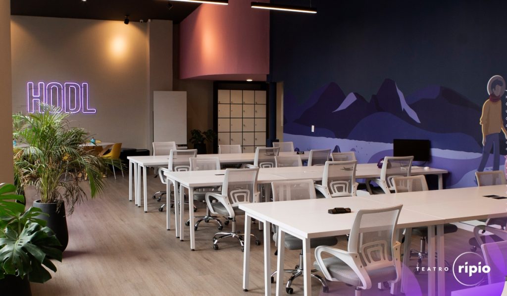 Plataforma de criptomonedas Ripio lanza teatro para impulsar educación digital