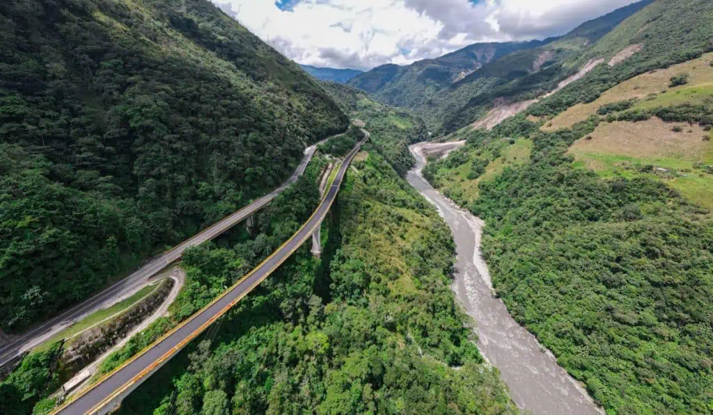 Gobierno Petro ratifica que buscará renegociar concesiones sin avance en obras Chirajara Fundadores 4G