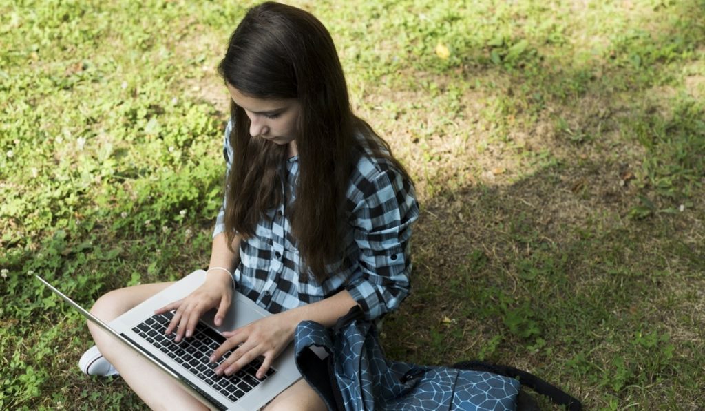 Universidad El Bosque ofrece cursos gratuitos para acercar a estudiantes de colegio a la ingeniería