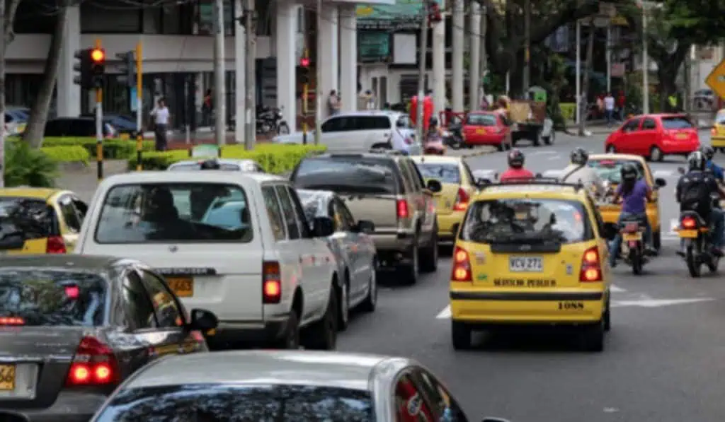 El pico y placa funcionará así para Navidad y Fin de Año en Bogotá y Cali El pico y placa funcionará así para Navidad y Fin de Año en Bogotá y Cali