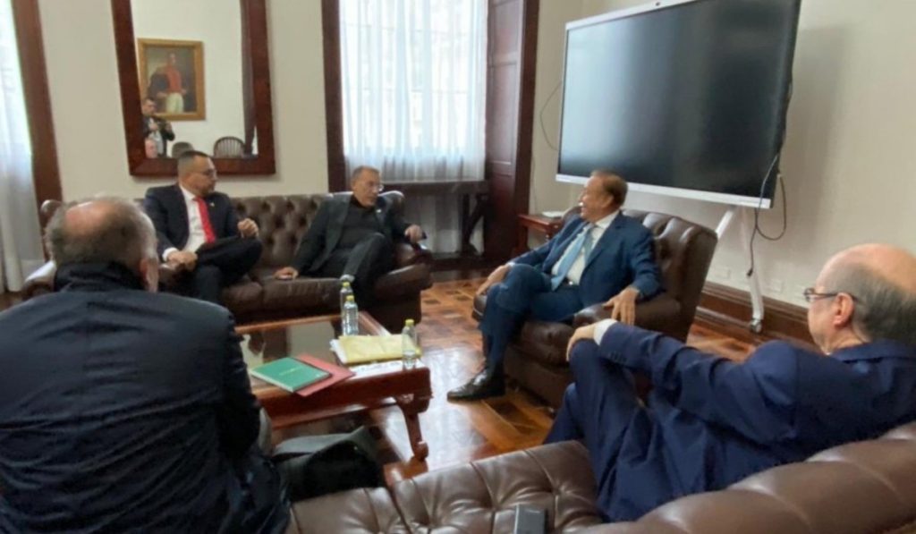 Pacto Histórico define agenda de trabajo con Rodolfo Hernández en el Congreso