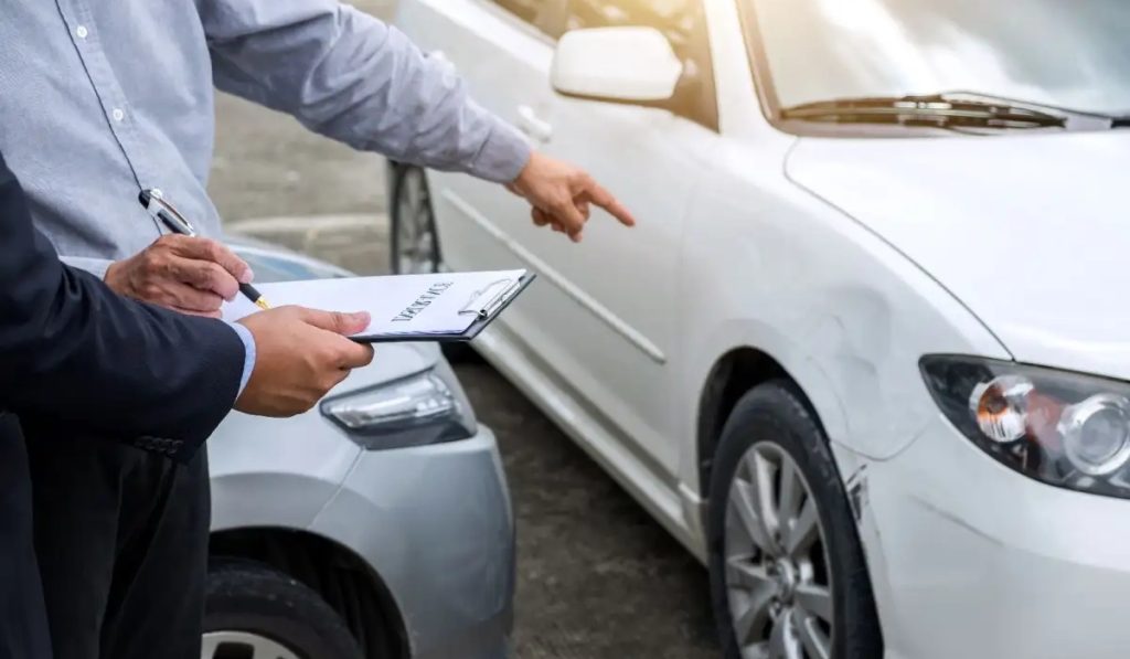 Por estas razones sube o baja el precio de un seguro de carro en Colombia