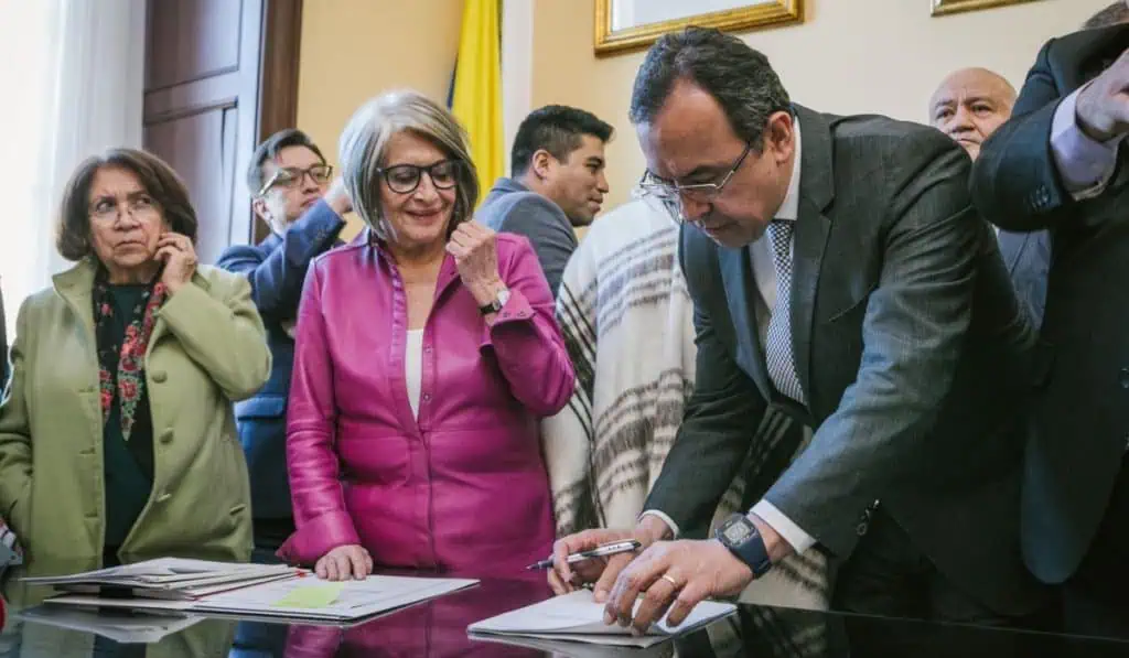 Radican proyecto en Colombia para reconocer a campesinos como sujetos de protección especial Radican proyecto en Colombia para reconocer a campesinos como sujetos de protección especial