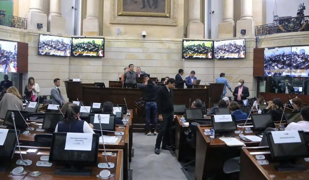 Habrá debates regionales de reforma tributaria en Colombia antes de votación en Congreso Habrá debates regionales de reforma tributaria en Colombia antes de votación en Congreso