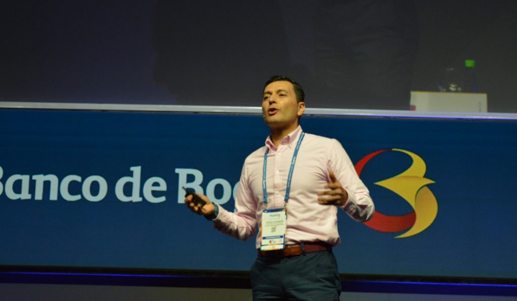SuperFinanciero alerta por ‘boom’ de consumo de colombianos con tarjetas y créditos